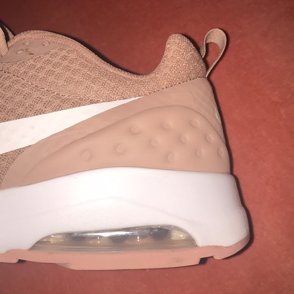 Women's Air Max Motion Lw Running Shoe Mauve - Picture 7 of 8